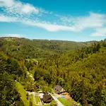 Chill On Hill - Nyaraló *