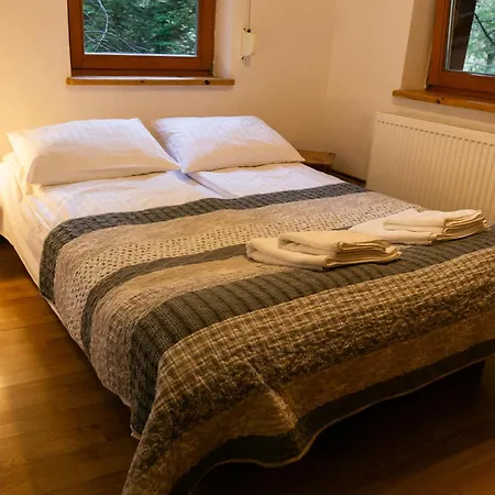 Chill On Hill - * שצ'צ'ירק