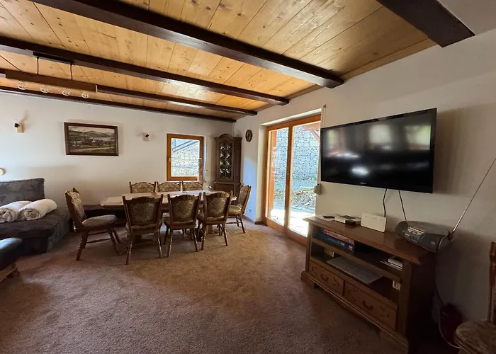 Chill On Hill - בית נופש שצ'צ'ירק